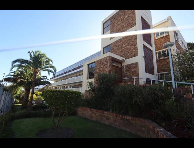 2 BEDROOM APARTMENT FOR SALE IN WYNBERG UPPER